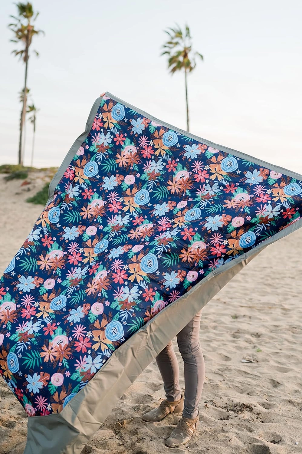 – Premium Outdoor Blanket | Picnic Blanket | 100% Polyester | Summer Beach Blanket | Water Resistant | Easy to Fold | Wipeable Material | Babies and Toddlers (Wild Flowers, 5x7)