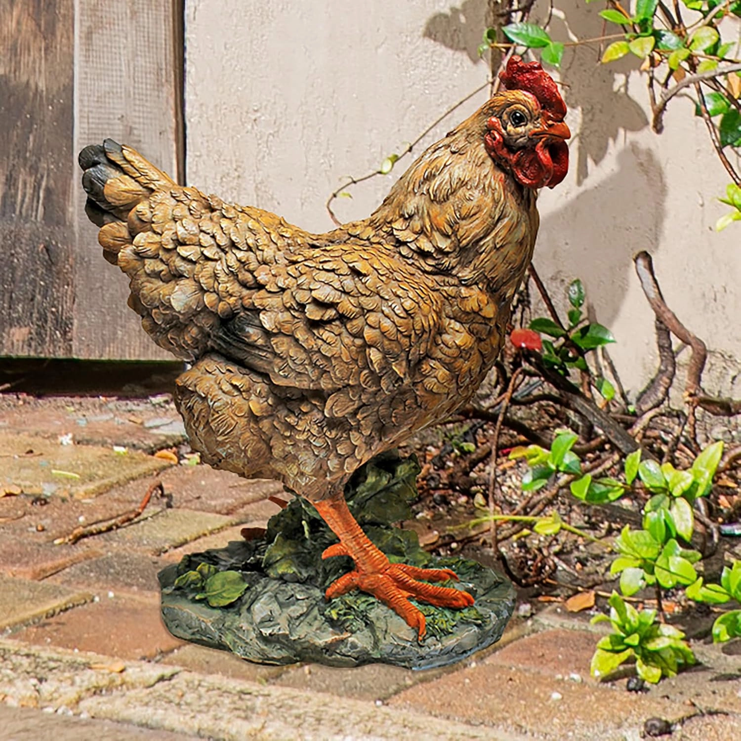 Design Toscano QM188651 Henrietta Hen Statue, Multicolored