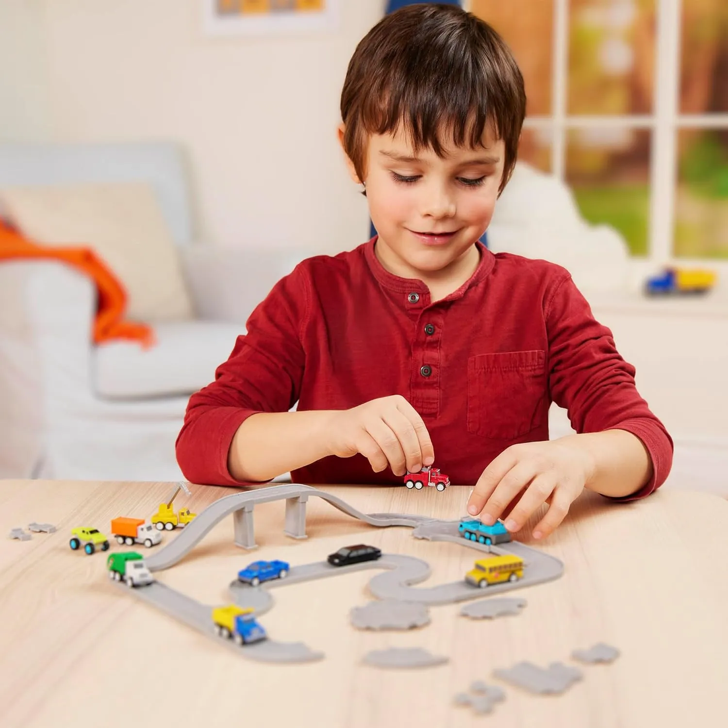 Driven by Battat – 61 Pcs Toy Car Pocket Playset 1:144 Scale – 15 Mini Cars Included & Accessories Car Track, Ramp & More – Gift Toy Car for Boys & Girls & Toddlers Age 3 