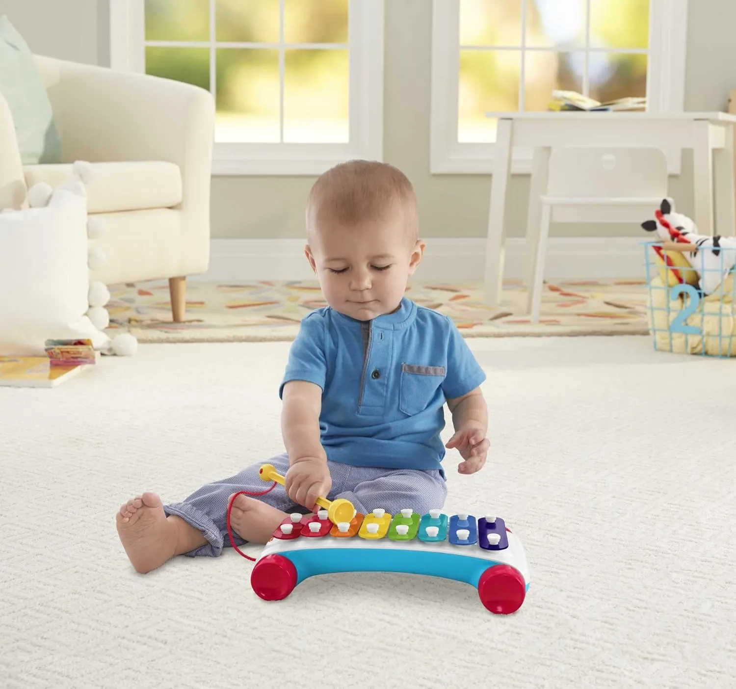 Fisher-Price Classic Xylophone, Toddler Pull Toy, Pretend Musical Instrument for Kids Ages 18 Months and Older