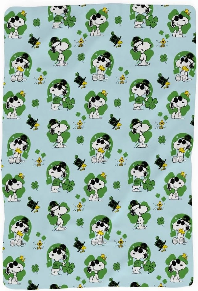 Franco Collectibles Peanuts St. Patricks Bedding Super Soft Cozy Plush Throw, 46 in x 60 in, (Officially Licensed Product)