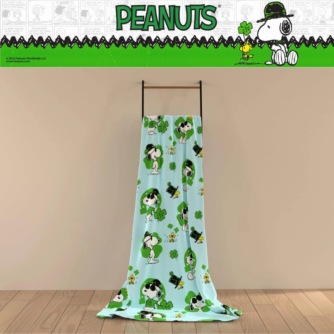 Franco Collectibles Peanuts St. Patricks Bedding Super Soft Cozy Plush Throw, 46 in x 60 in, (Officially Licensed Product)