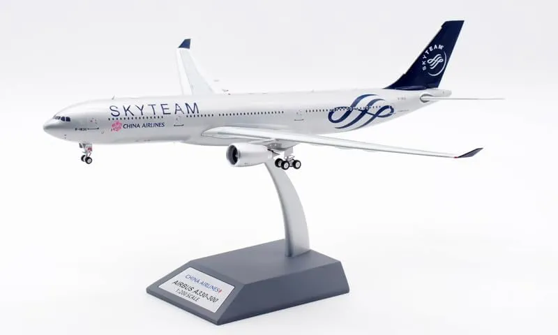 Inflight China Airlines for Airbus A330-300 B-18311 SkyTeam 1/200 Aircraft Pre-Built Model