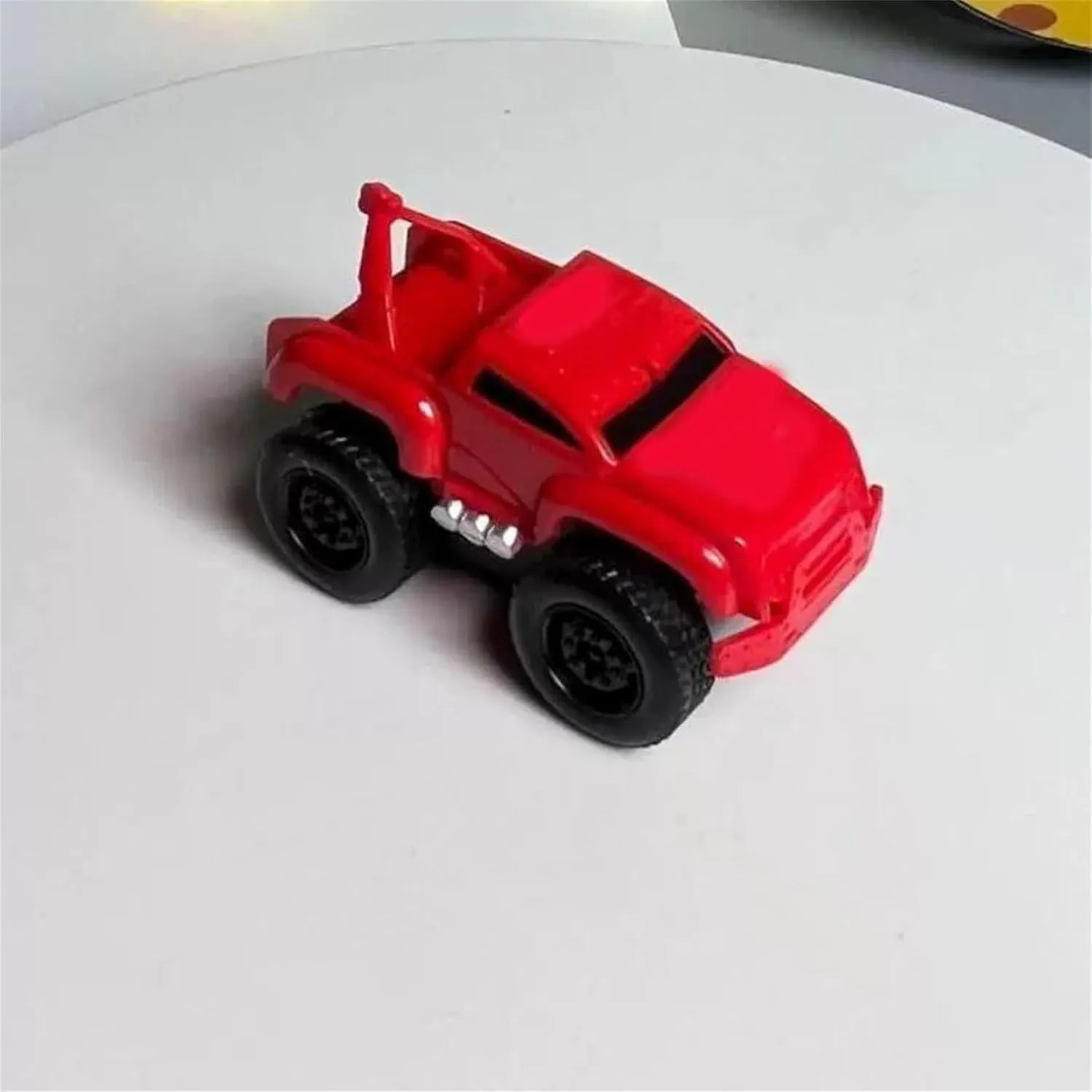 Magnetic Wall Climbing Toy Car, Magnetic Inertial Wall Car, Anti-Gravity Climber Toy for Kids, Inertial Magnetic Levitation, Racing Track for Kids and Adults (3 pcs)
