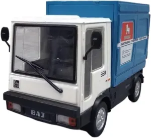 Metal Vehicles Toys 1/43 for Lada 2802 Minivan Alloy Vehicle Model Metal Space Decoratio Simulation Toysn Home Or Office Décor