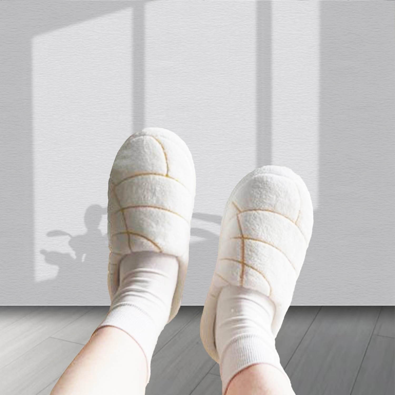 Mexican Concha Slippers for Women Concha Pantuflas Soft Plush House Slippers Memory Foam Slippers with Plush Lining Non-Slip Soles for Indoor Outdoor Use