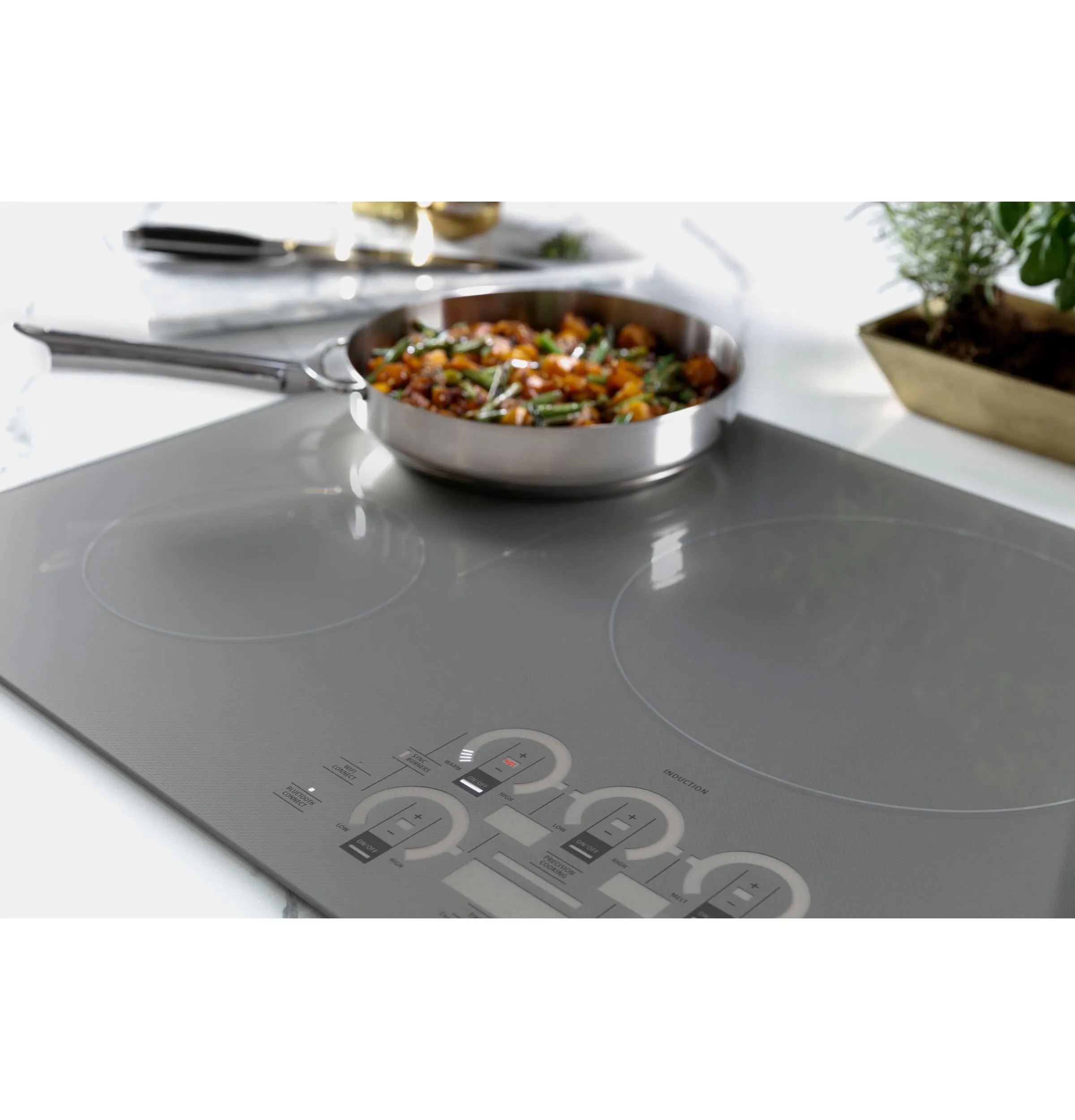 Monogram ZHU30RDTBB Monogram 30" Induction Cooktop