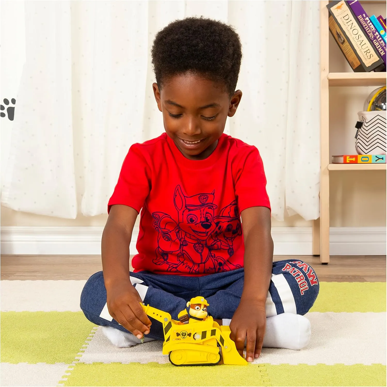 Paw Patrol, Rubble’s Bulldozer Vehicle with Collectible Figure, for Kids Aged 3 Years and Over
