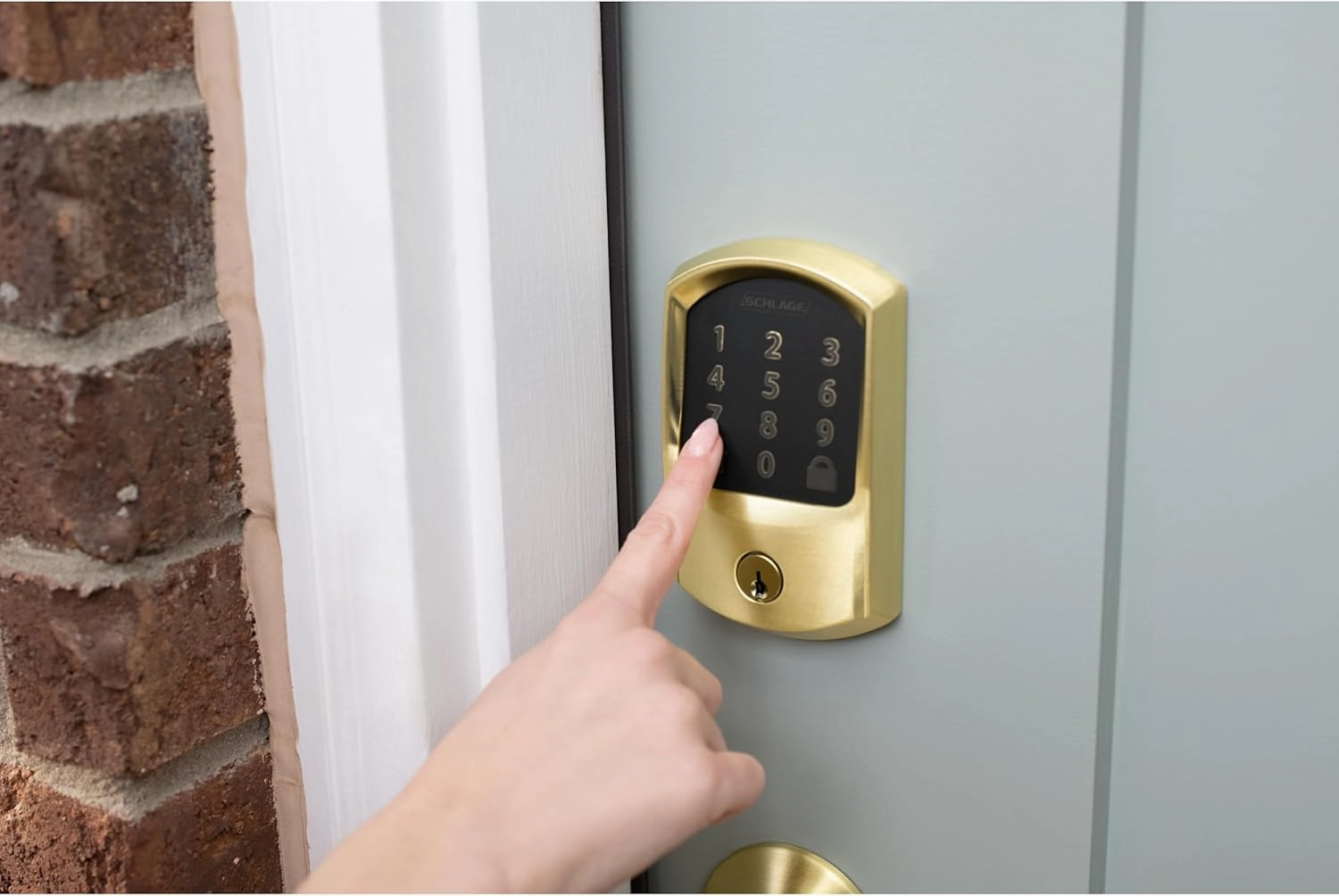 Schlage Encode Smart WiFi Deadbolt Lock for Front Door - Keyless Entry with App or Touchscreen - Works with Alexa, Apple HomeKit, Hey Google, & Airbnb - Create Codes for Guests - Satin Brass Gold