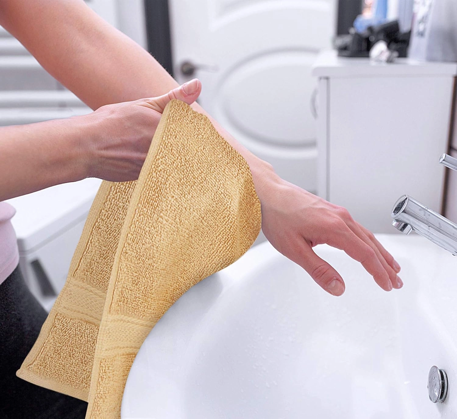 Utopia Towels 6 Pack Premium Hand Towels Set, 16 by 28 inches, 100% Ring Spun Cotton, Ultra Soft and Highly Absorbent 600GSM Towels for Bathroom, Gym, Shower, Hotel, and Spa, Beige