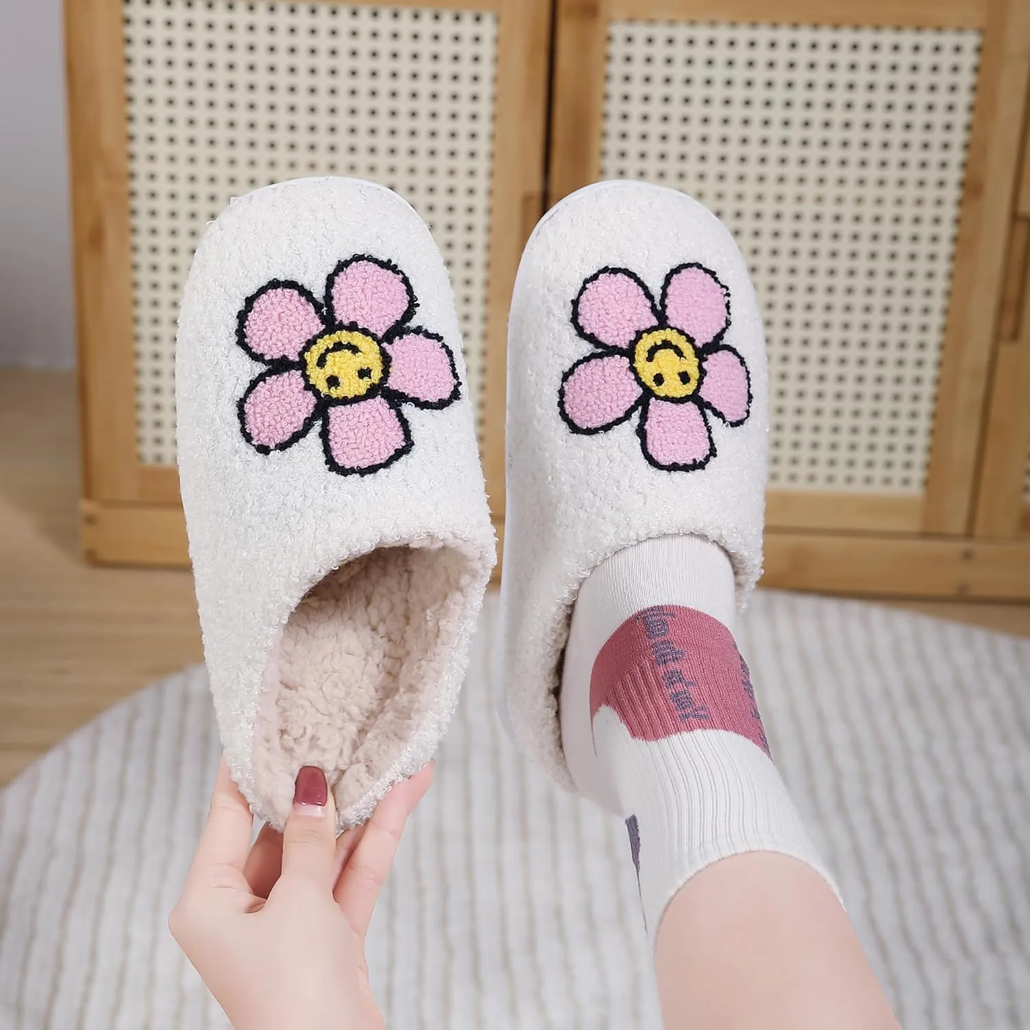 Womens House Slippers Soft Plush Lightweight Slip-On Slippers for Indoor Home