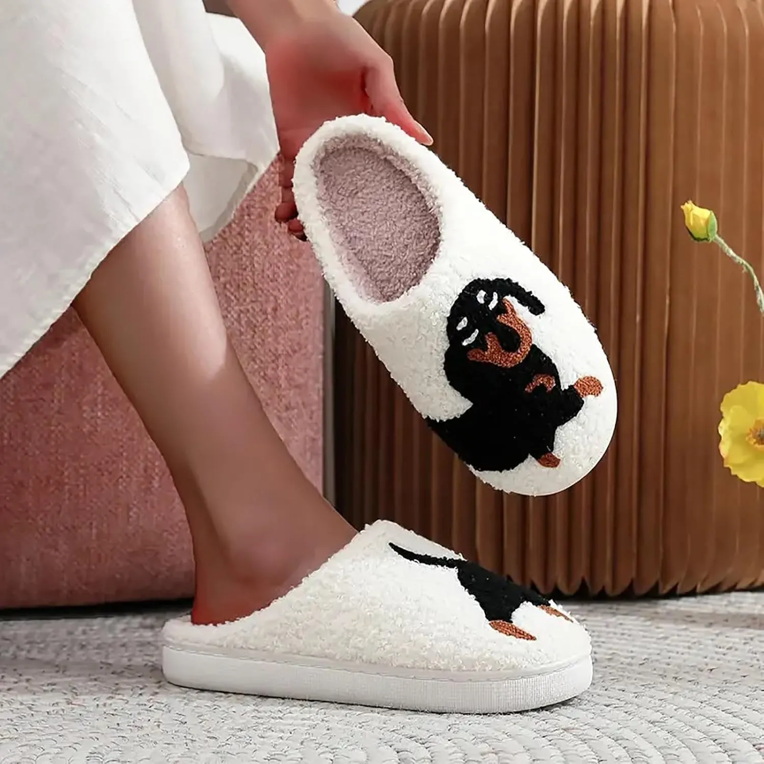Women's Men's Happy Face Heart-shaped Cat Slippers - Retro Leopard Print, Memory Foam, Soft Plush, Warm, Anti-Slip Home Shoes