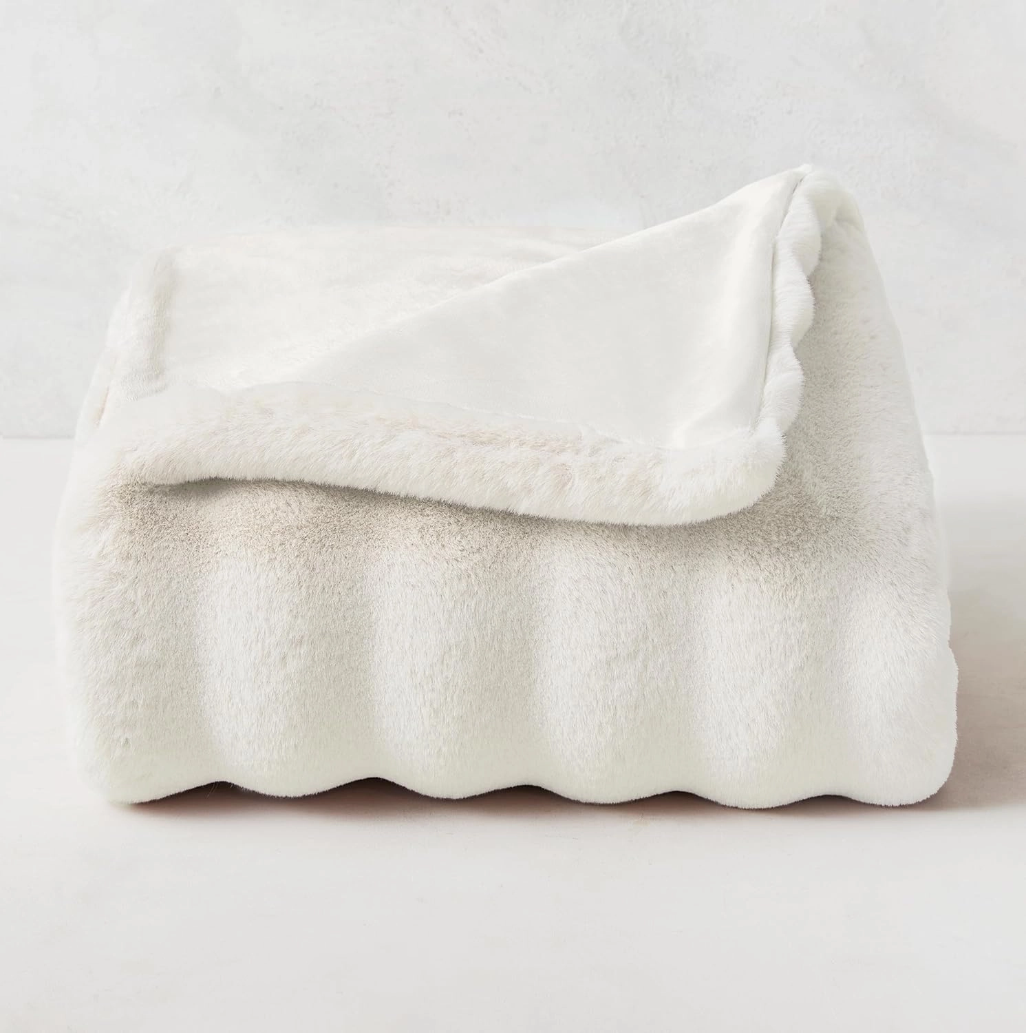 Z Gallerie Oslo Throw Blanket – Soft Faux Fur Decorative Blanket, Luxury Plush Cozy Accent for Sofa, Couch, Bed – White, 50" x 60" Ivory